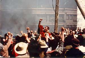 tibetan-uprising-1987